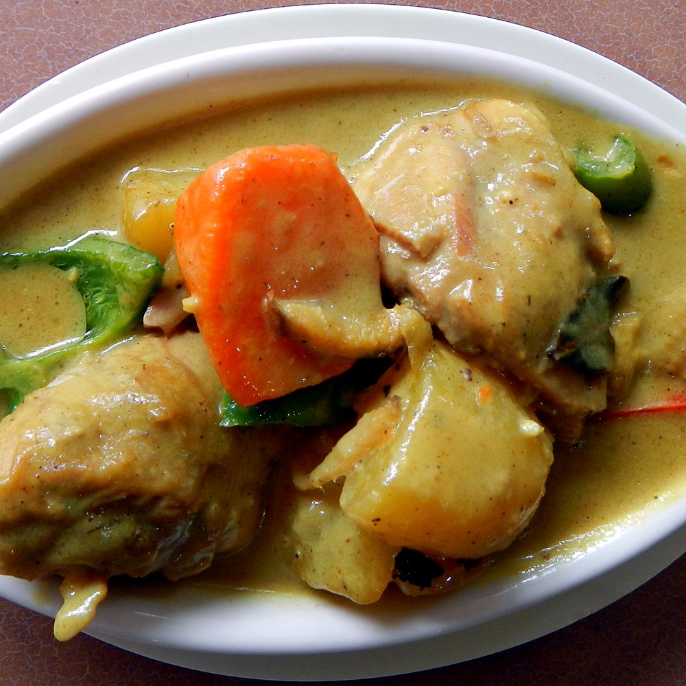 Philippinisches Hähnchen-Curry